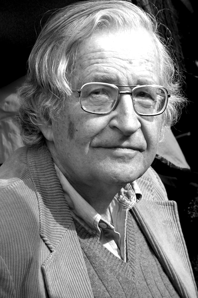 Picture of Noam Chomsky. Naom Chomsky in Vancouver, Canada, 20th March 2004. Photo by Duncan Rawlinson.