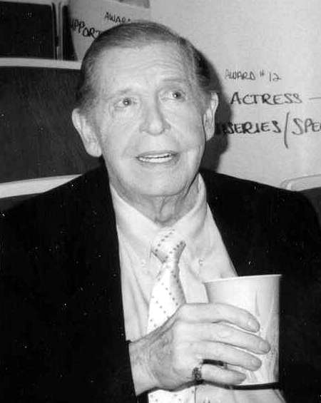 Picture of Milton Berle. Milton Berle at 41st Emmy Awards, 17 September 1989, photo by Alan Light